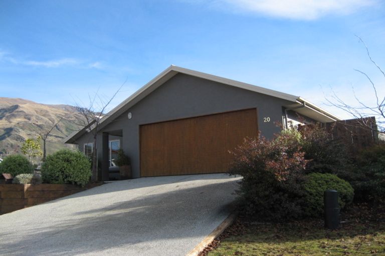 Photo of property in 20 Little Oak Common, Wanaka, 9305