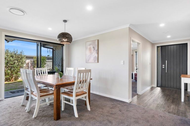 Photo of property in 82 Puhirake Crescent, Pyes Pa, Tauranga, 3112