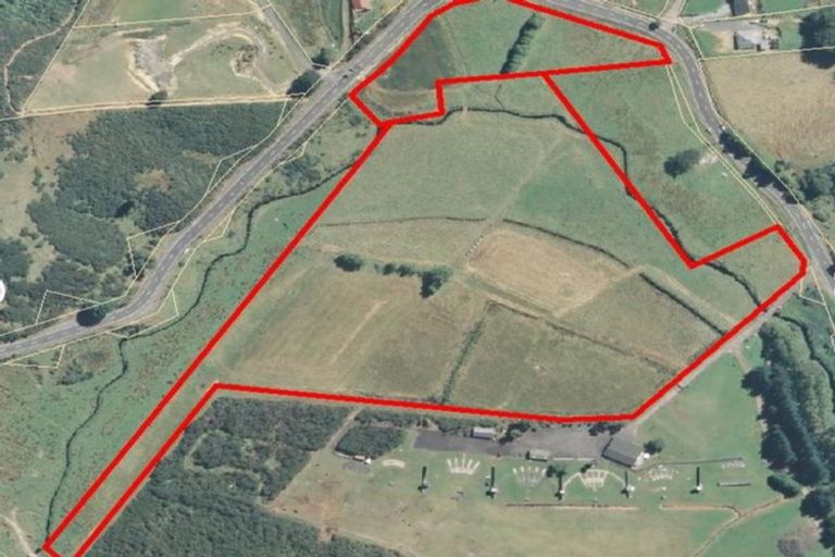 Photo of property in 242 Wallaceville Road, Wallaceville, Upper Hutt, 5371