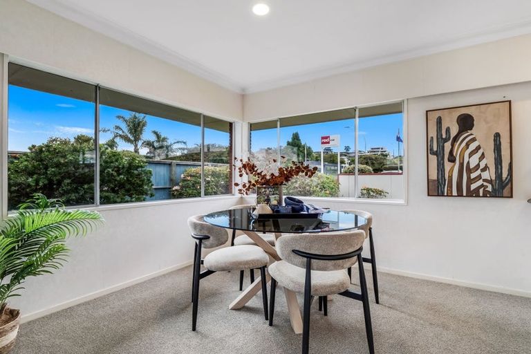 Photo of property in 2 Tupaea Place, Otumoetai, Tauranga, 3110