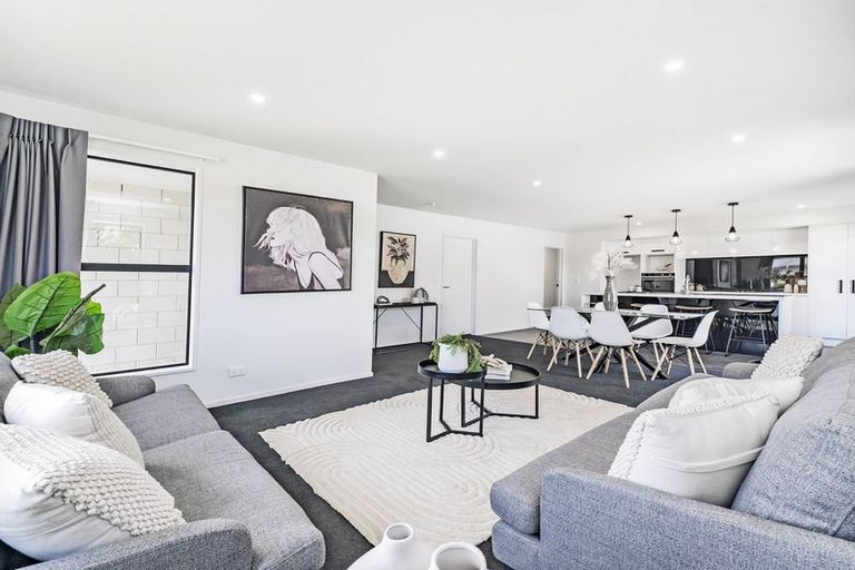 Photo of property in 92 Ridgeway Avenue, Rolleston, 7615