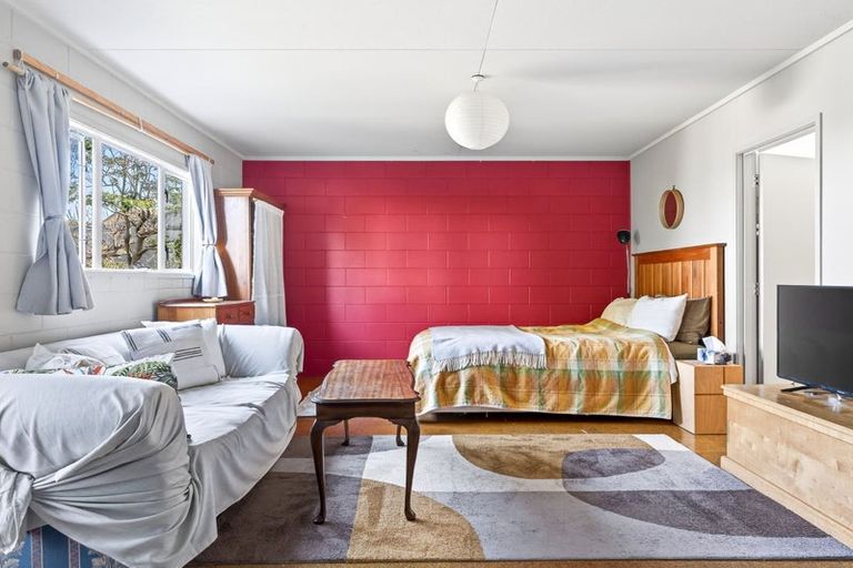 Photo of property in 11 Douglas Street, Okitu, Gisborne, 4010