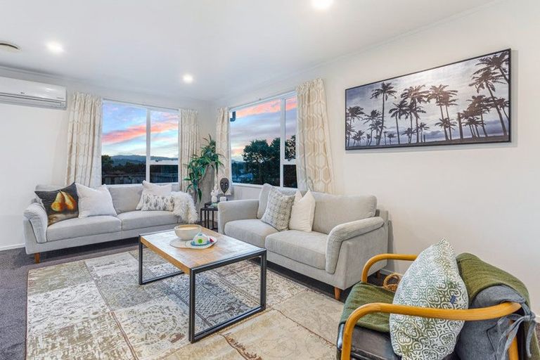 Photo of property in 27 Danube Lane, Glen Eden, Auckland, 0602