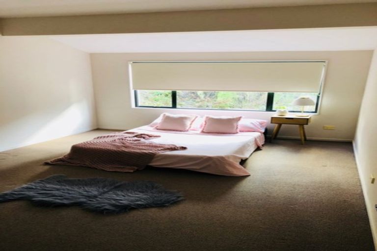 Photo of property in 2/1b Birkenhead Avenue, Birkenhead, Auckland, 0626