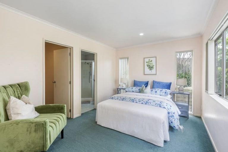 Photo of property in 56 Bushlands Park Drive, Albany, Auckland, 0632