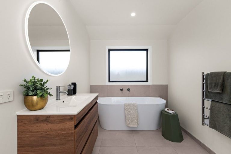 Photo of property in 143 Eriksen Road, Meeanee, Napier, 4110