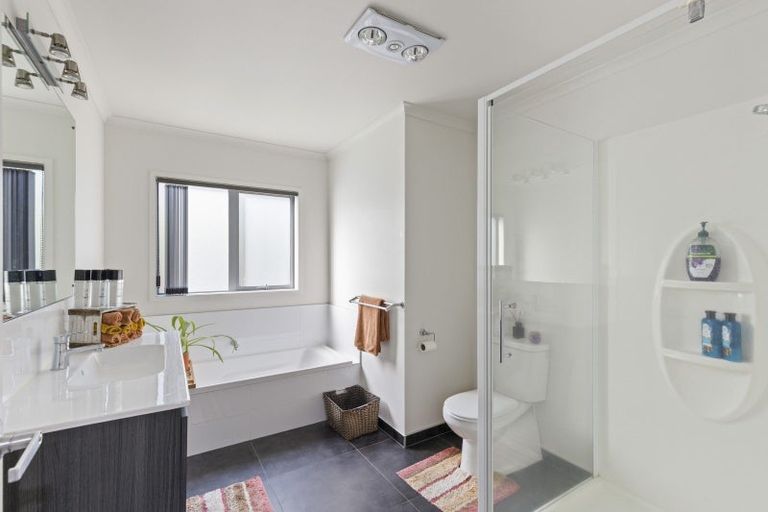 Photo of property in 83b Parklands Avenue, Bell Block, New Plymouth, 4312