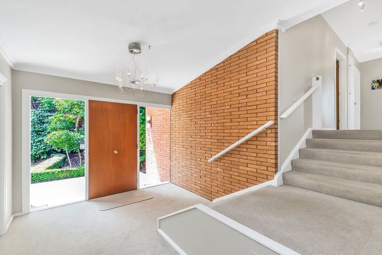 Photo of property in 39 Highfield Place, Avonhead, Christchurch, 8042