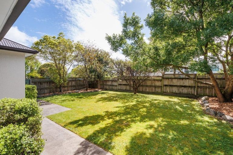 Photo of property in 32 Milton Street, Roslyn, Palmerston North, 4414