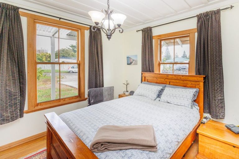 Photo of property in 12 Ngaire Street, Longburn, Palmerston North, 4412