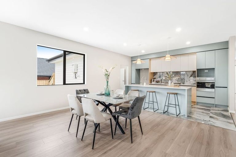 Photo of property in 5 Piedmonte Avenue, Pokeno, 2402