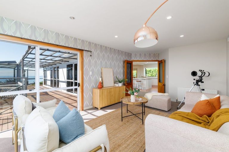 Photo of property in 12 Belleview Terrace, Mount Pleasant, Christchurch, 8081