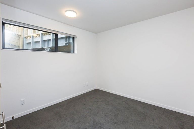 Photo of property in 69u4 Tiketike Way, Brooklyn, Wellington, 6021