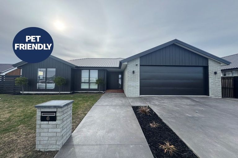 Photo of property in 6 Blackhill Place, Halswell, Christchurch, 8025