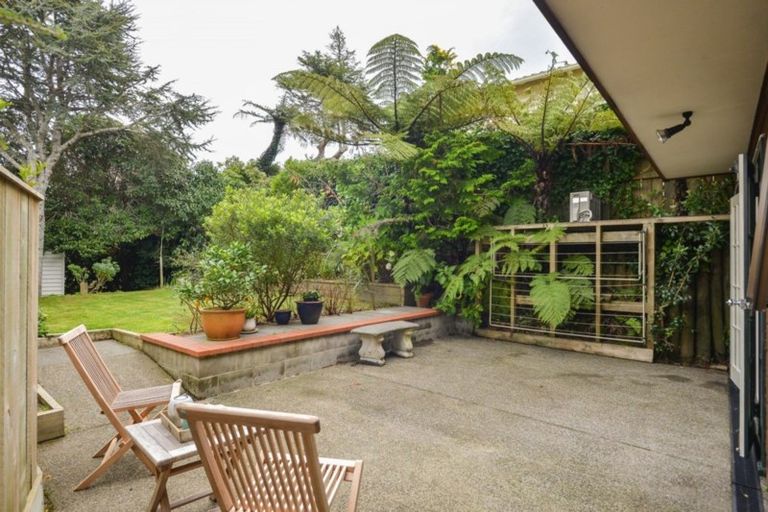 Photo of property in 23 Homewood Avenue, Karori, Wellington, 6012