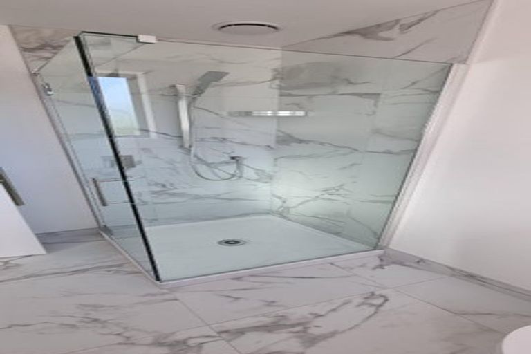 Photo of property in 1/81 Kervil Avenue, Te Atatu Peninsula, Auckland, 0610