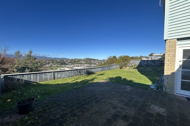 Photo of property in 74 Akaroa Drive, Maupuia, Wellington, 6022