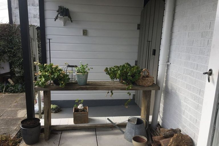 Photo of property in 2/36 Koromiko Street, New Lynn, Auckland, 0600
