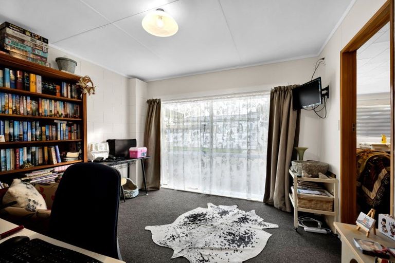 Photo of property in 24b Surrey Street, Hawera, 4610