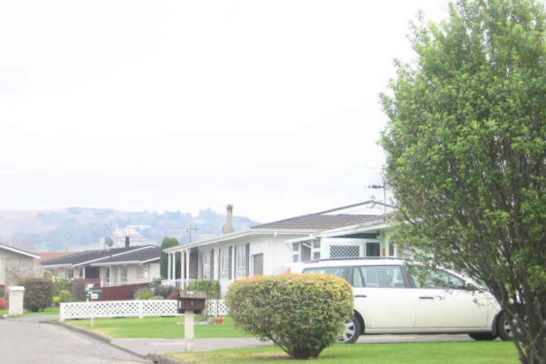 Photo of property in 15 Murphy Road, Taradale, Napier, 4112