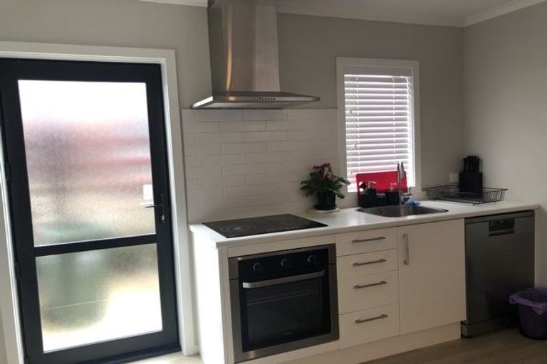 Photo of property in 27u2 Campbell Street, Frankton, Hamilton, 3204