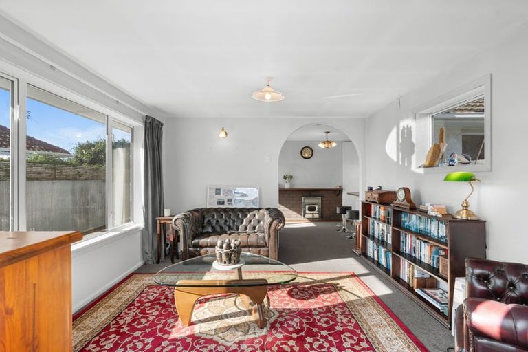 Photo of property in 33 Wilton Crescent, Bishopdale, Christchurch, 8053