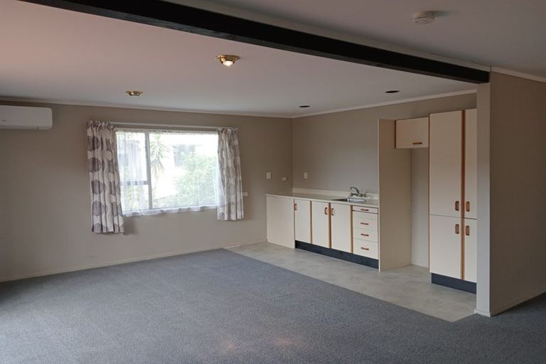 Photo of property in 9 Ration Lane, Whitby, Porirua, 5024