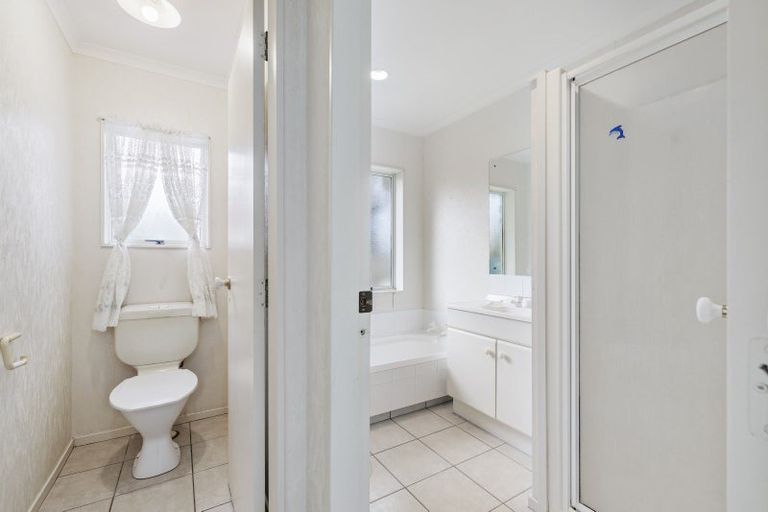 Photo of property in 3 Molyneux Place, Welcome Bay, Tauranga, 3112