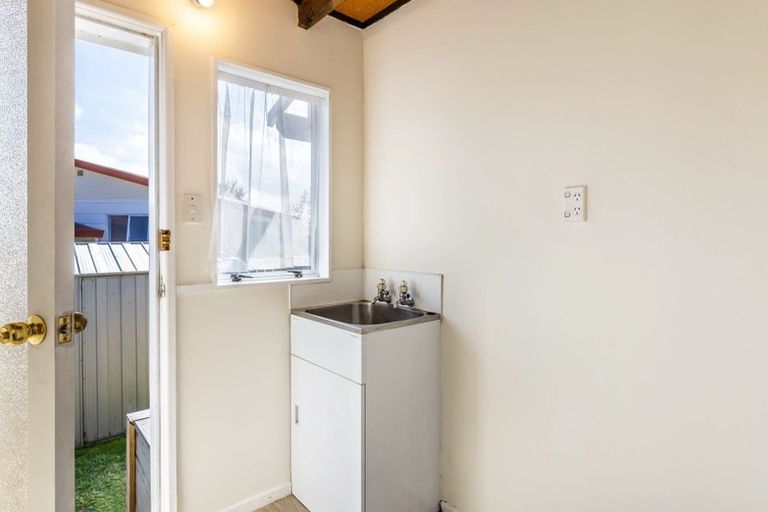Photo of property in 27 Tobin Place, Richmond Heights, Taupo, 3330
