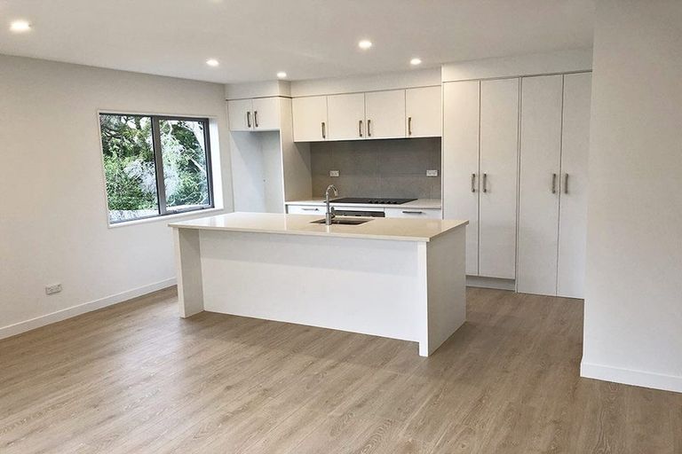 Photo of property in 40b Chippendale Crescent, Birkdale, Auckland, 0626