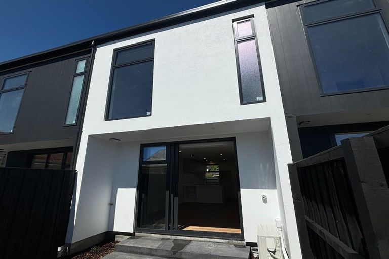 Photo of property in 4/9 Whittington Avenue, Woolston, 8023