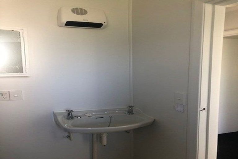 Photo of property in 5 Harrold Street, Highbury, Wellington, 6012