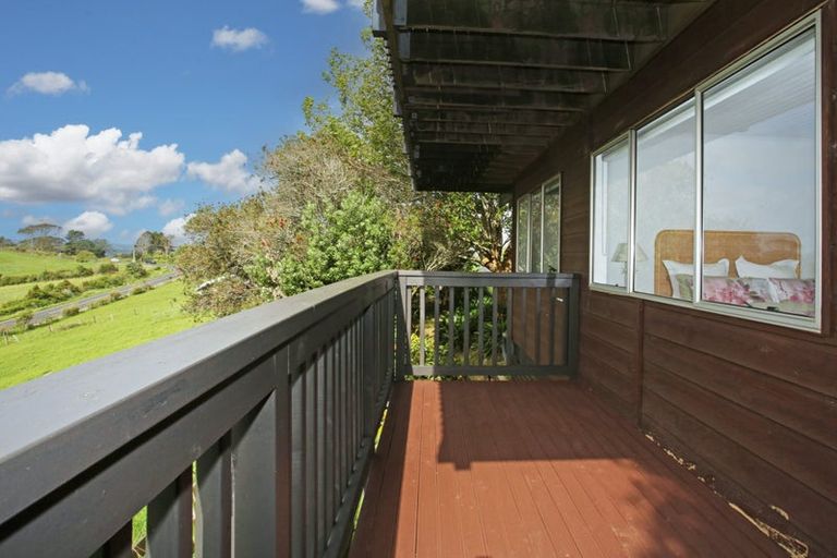 Photo of property in 10 Cameron Town Road, Pukekohe, 2678