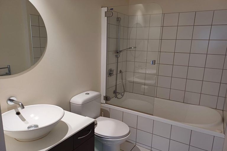 Photo of property in Latitude 41, 21/269 Wakefield Quay, Stepneyville, Nelson, 7010