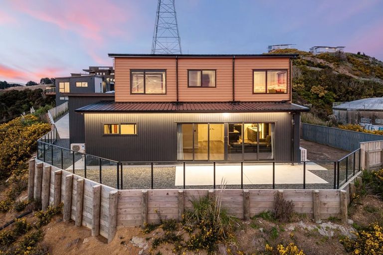 Photo of property in 9 Trysail Place, Whitby, Porirua, 5024