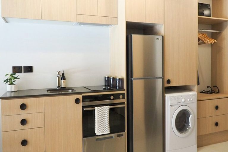 Photo of property in Vedado Apartments, 107/41u Hopper Street, Mount Cook, Wellington, 6011