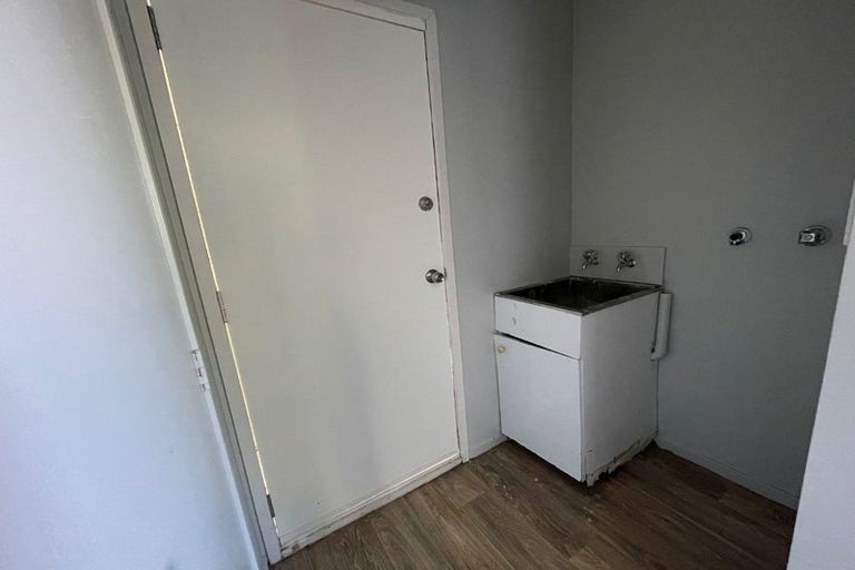 Photo of property in 33 Friedlanders Road, Manurewa, Auckland, 2102