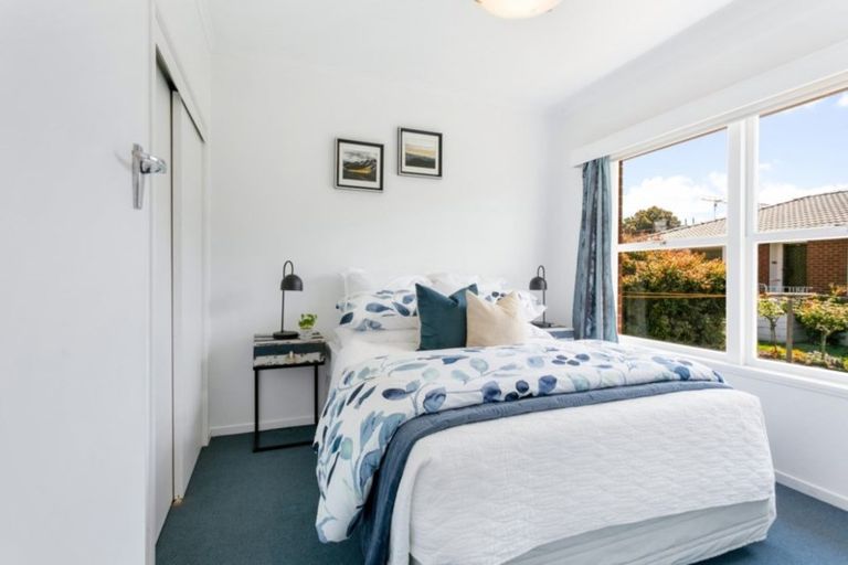 Photo of property in 3/24 Inverness Road, Browns Bay, Auckland, 0630