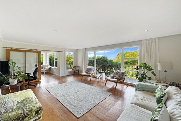 Photo of property in 2 Hillside Terrace, Saint Johns Hill, Whanganui, 4500