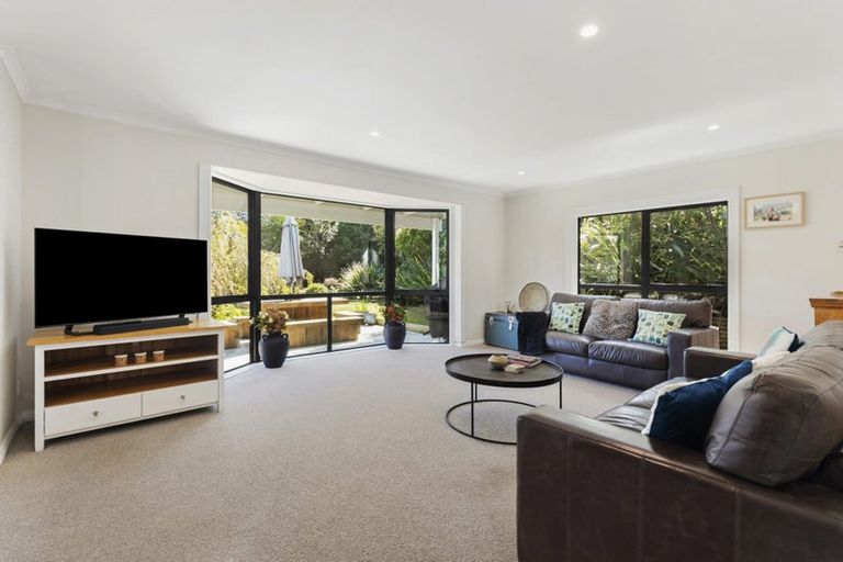 Photo of property in 30 Takarau Gorge Road, Ohariu, Wellington, 6037