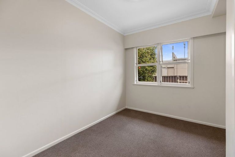 Photo of property in 265b Ngatai Road, Otumoetai, Tauranga, 3110