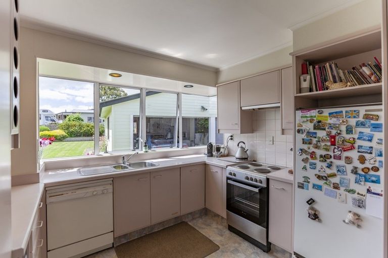 Photo of property in 61 Racecourse Road, Waipukurau, 4200