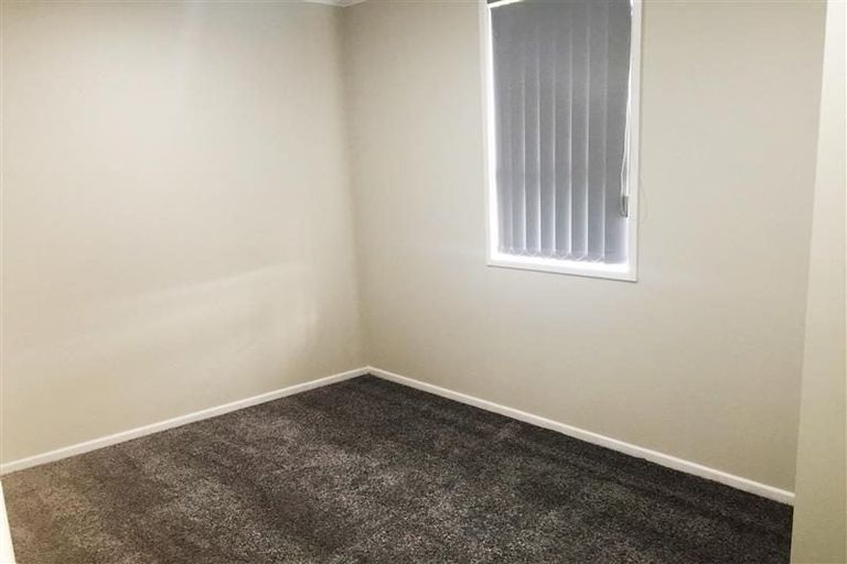 Photo of property in 521 Massey Road, Mangere, Auckland, 2022