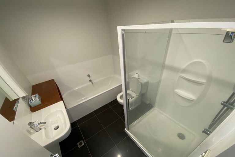 Photo of property in Altar Apartments, 3/120 Rintoul Street, Newtown, Wellington, 6021