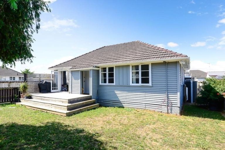 Photo of property in 75 Massey Street, Frankton, Hamilton, 3204