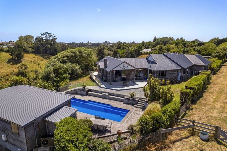 Photo of property in 14/b Rennell Street, Frankleigh Park, New Plymouth, 4310