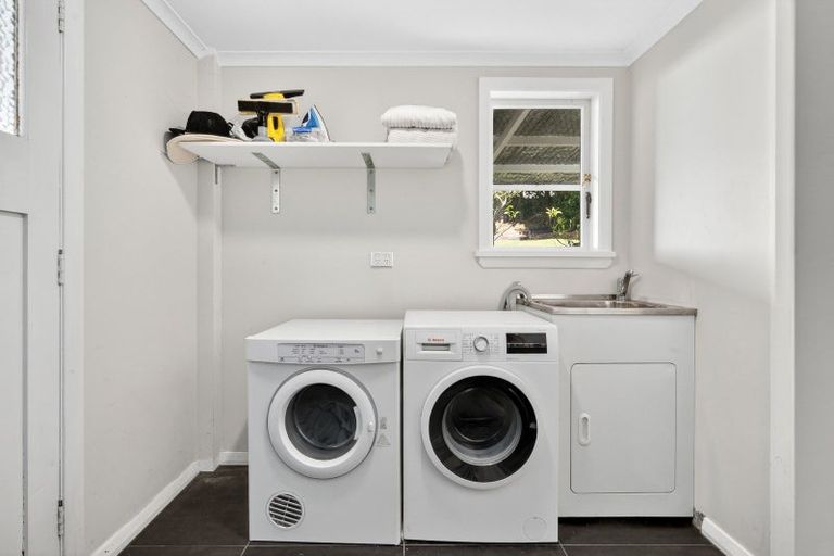 Photo of property in 32 Brougham Street, Nelson South, Nelson, 7010