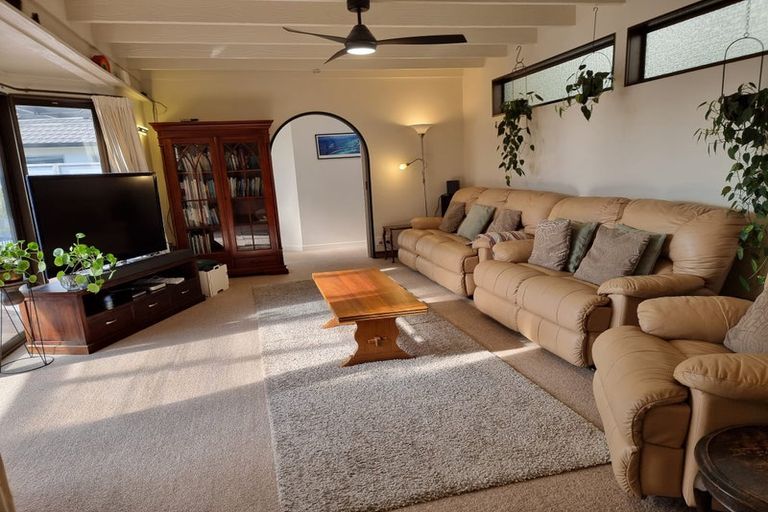 Photo of property in 1/117 Guppy Road, Taradale, Napier, 4112