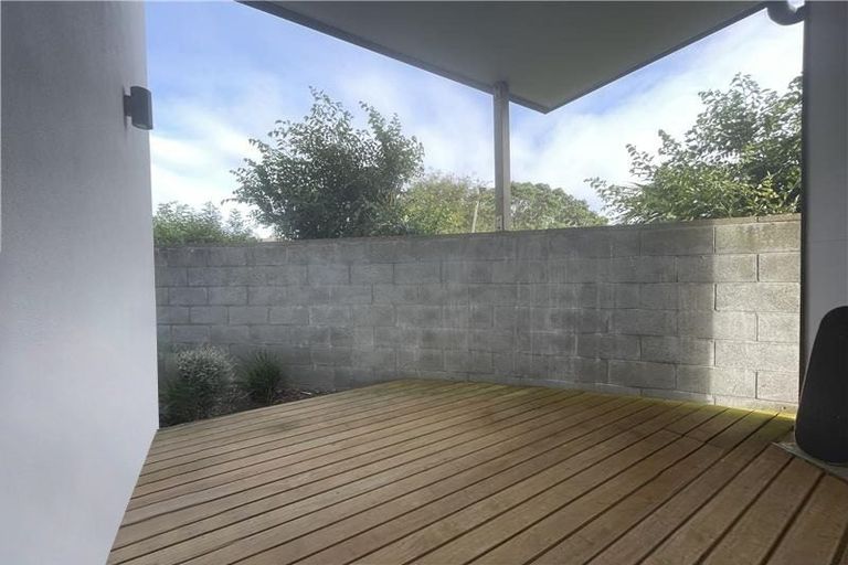 Photo of property in 2u1 Hindmarsh Street, Johnsonville, Wellington, 6037