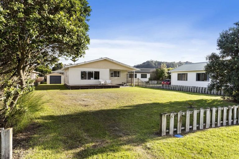 Photo of property in 115 Kiwi Road, Whangamata, 3620